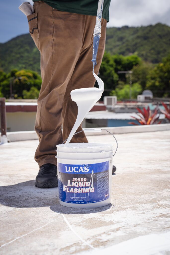 Preparar tu techo para la temporada de huracanes - Caribe Coatings
